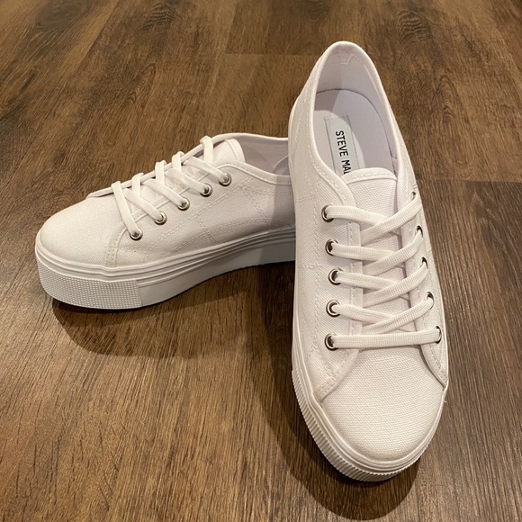 elore platform sneaker